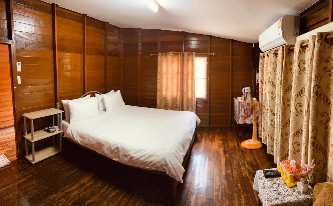 Banthai Guesthouse Phetchaburi Zewnętrze zdjęcie