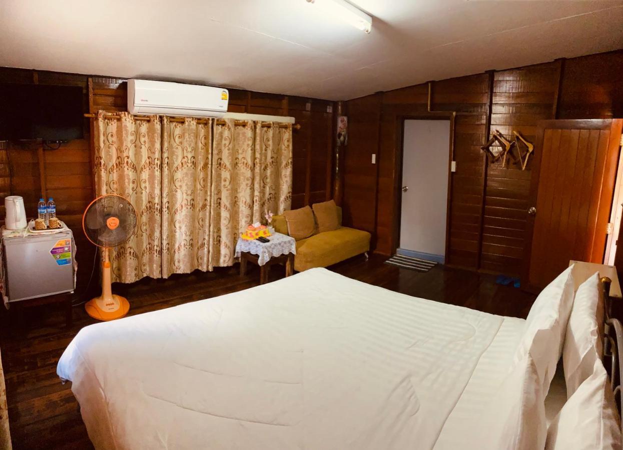 Banthai Guesthouse Phetchaburi Zewnętrze zdjęcie