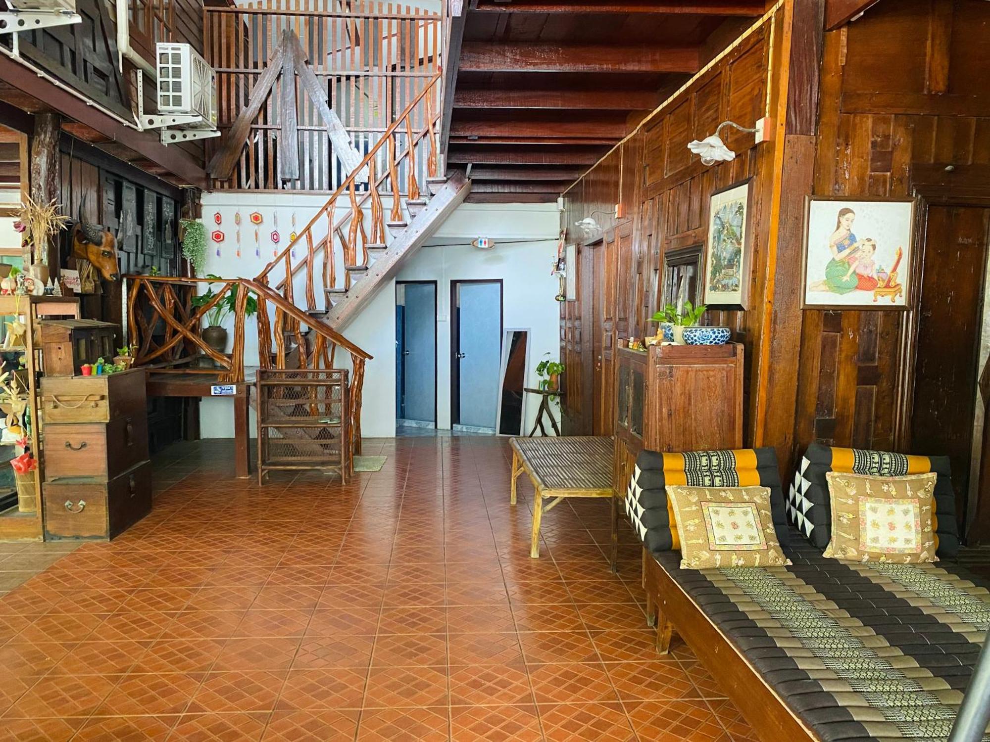 Banthai Guesthouse Phetchaburi Zewnętrze zdjęcie