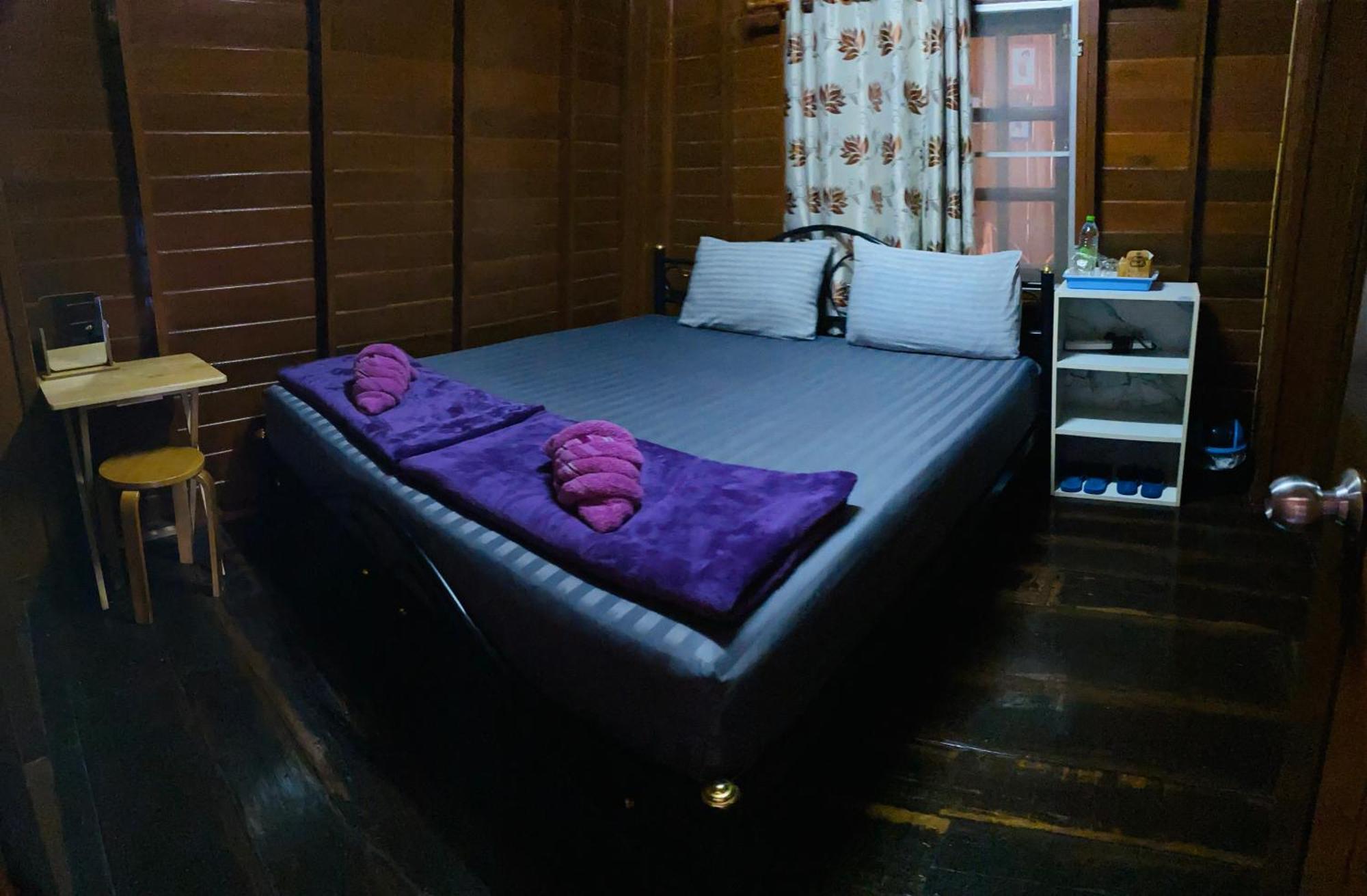 Banthai Guesthouse Phetchaburi Zewnętrze zdjęcie
