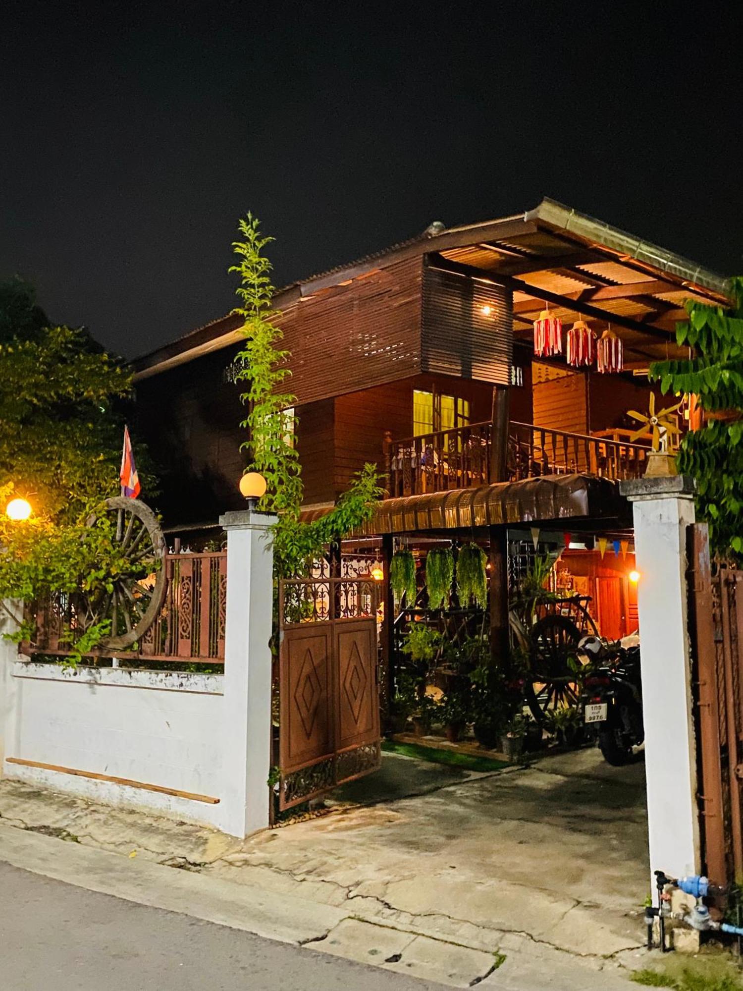 Banthai Guesthouse Phetchaburi Zewnętrze zdjęcie