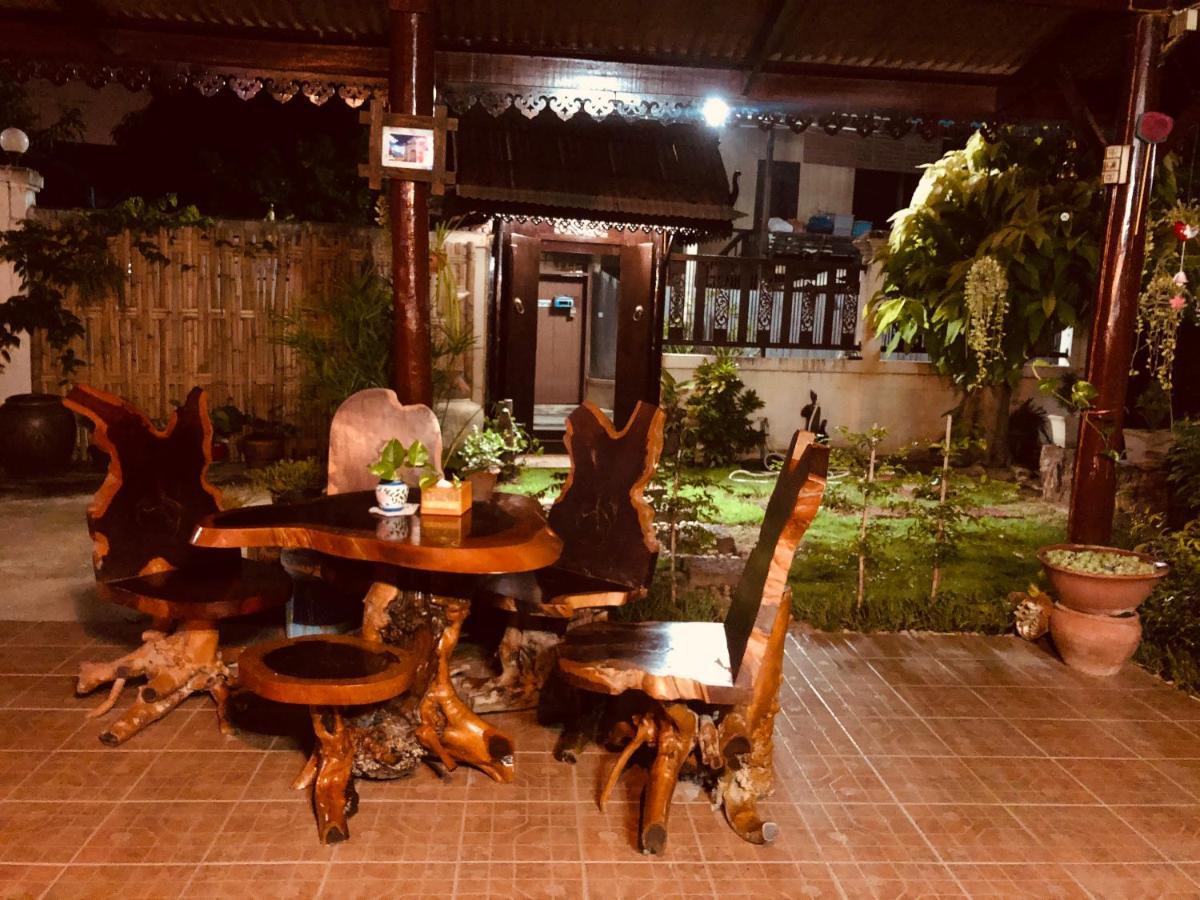 Banthai Guesthouse Phetchaburi Zewnętrze zdjęcie